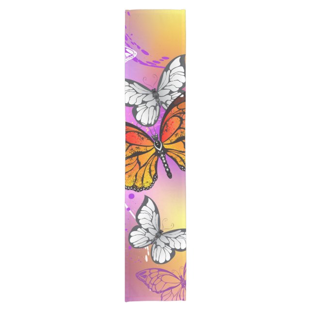Caminho De Mesa Pequeno Monarch Butterflies on Purple Background (Frente)