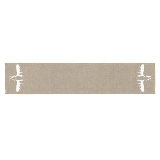 Caminho De Mesa Pequeno Monogramas De Alce Branco De Burlap Do País