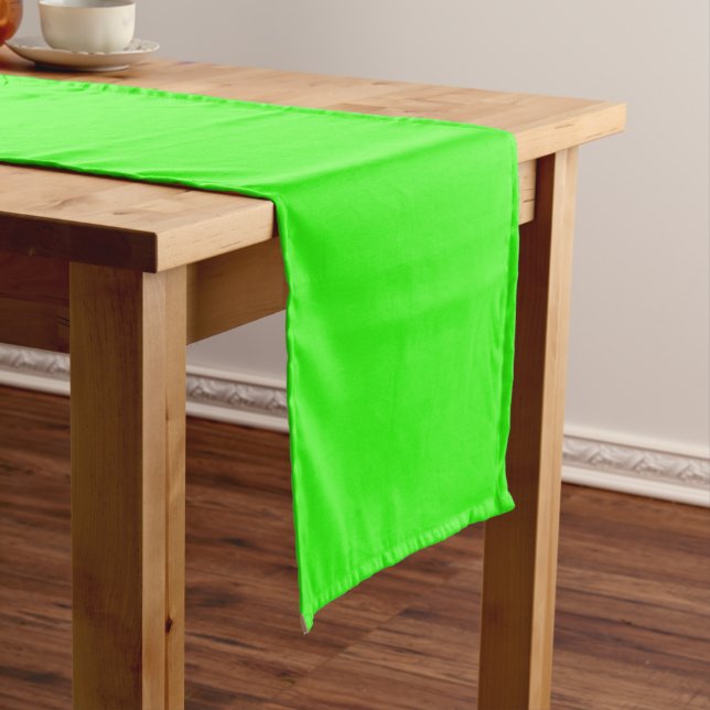 Caminho De Mesa Pequeno Neon Green Table Runner – Customizable (No Local)