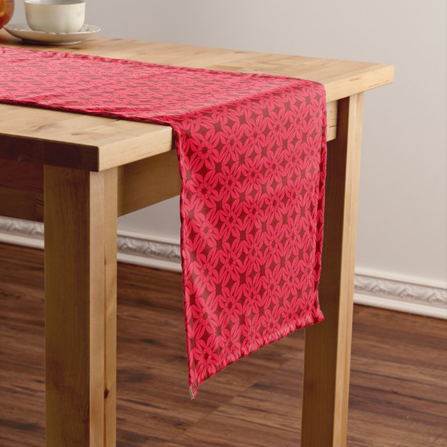 Caminho De Mesa Pequeno Ornate Red Geometric Pattern (No Local)