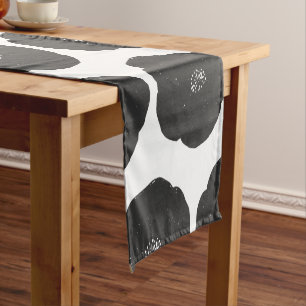 Caminho De Mesa Pequeno Padrão de Arte Floral Retrópica em Preto e Branc