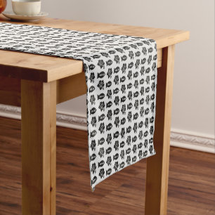 Caminho De Mesa Pequeno Padrão de Tiki Preto e Cinza