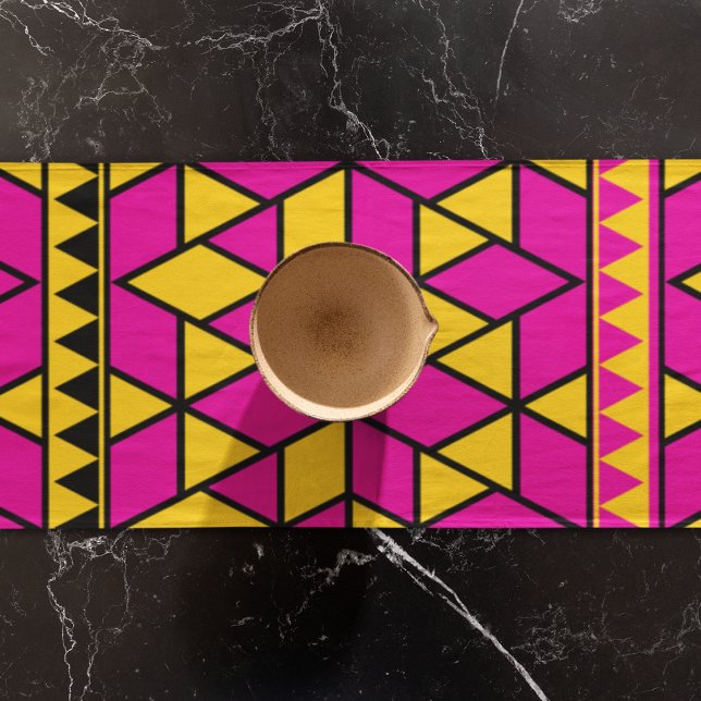 Caminho De Mesa Pequeno Padrão de triângulos rosa e amarelo (Bright triangles table runner)