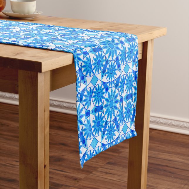Caminho De Mesa Pequeno Padrão Mandala, Azul Cobalto, Turquesa e Branco (No Local)