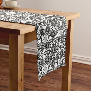 Caminho De Mesa Pequeno Padrão Mandala, preto, branco e Cinza
