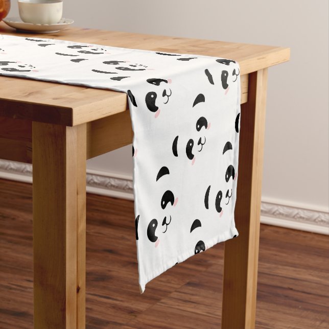 Caminho De Mesa Pequeno Panda (No Local)