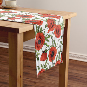 Caminho De Mesa Pequeno Papagaios, vermelhos e verdes em branco