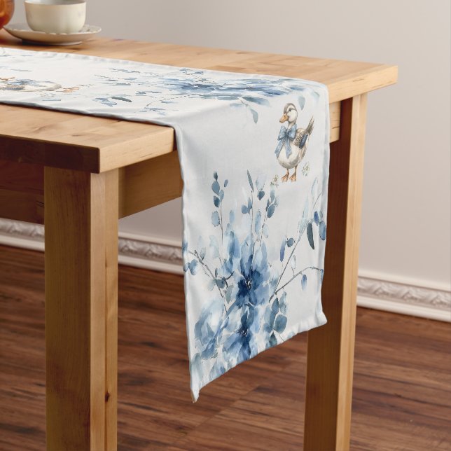 Caminho De Mesa Pequeno Pato de Páscoa Floral Azul (No Local)