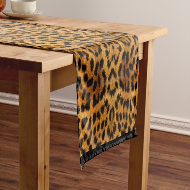 Caminho De Mesa Pequeno Pele-leopardo (No Local)