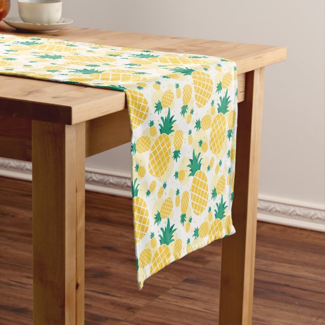 Caminho De Mesa Pequeno Pineapple 14" X 72" Mesa Runner (No Local)