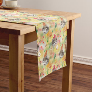Caminho De Mesa Pequeno Porte aquoso com cogumelos e maçã