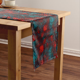 Caminho De Mesa Pequeno Quadriculados riscados em azul claro e vermelho.