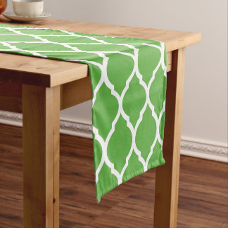 Caminho De Mesa Pequeno Quatrefoil marroquino verde