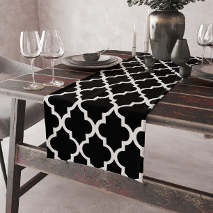 Caminho De Mesa Pequeno Quatrefoil preto e branco telha o teste padrão