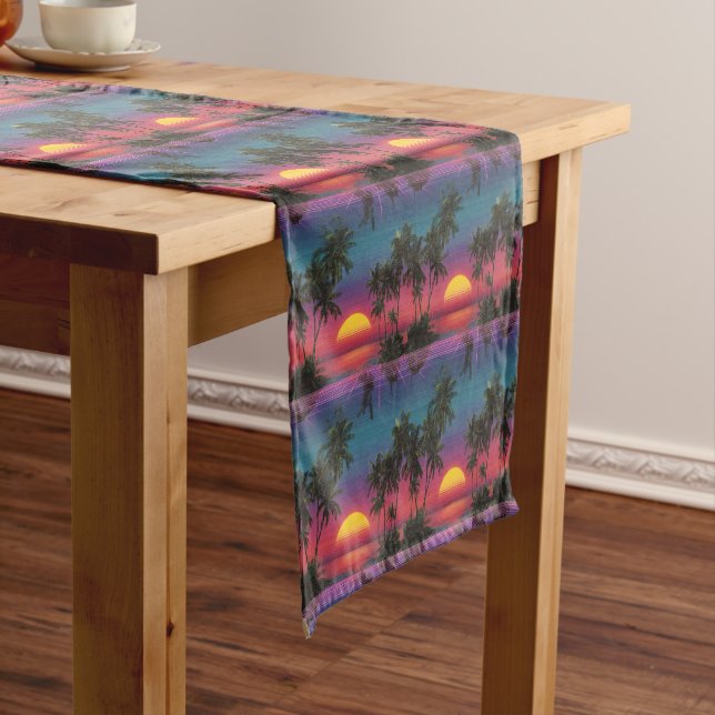 Caminho De Mesa Pequeno Retro Synthwave Palm Tree Sunset Pattern (No Local)