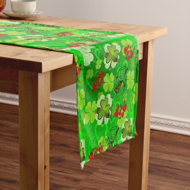 Caminho De Mesa Pequeno Rua de Tablecloth Runner. Dia de Patrick (No Local)