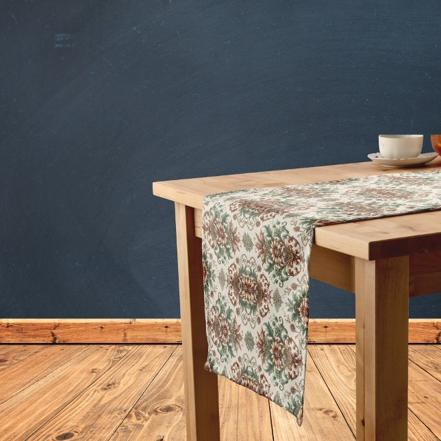 Caminho De Mesa Pequeno Russo claro Tradicional (Criador carregado)