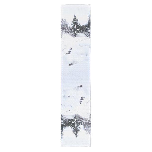 Caminho De Mesa Pequeno Snowy Forest Table Runner (Frente)