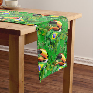 Caminho De Mesa Pequeno Toco Toucan com bandeira do Brasil