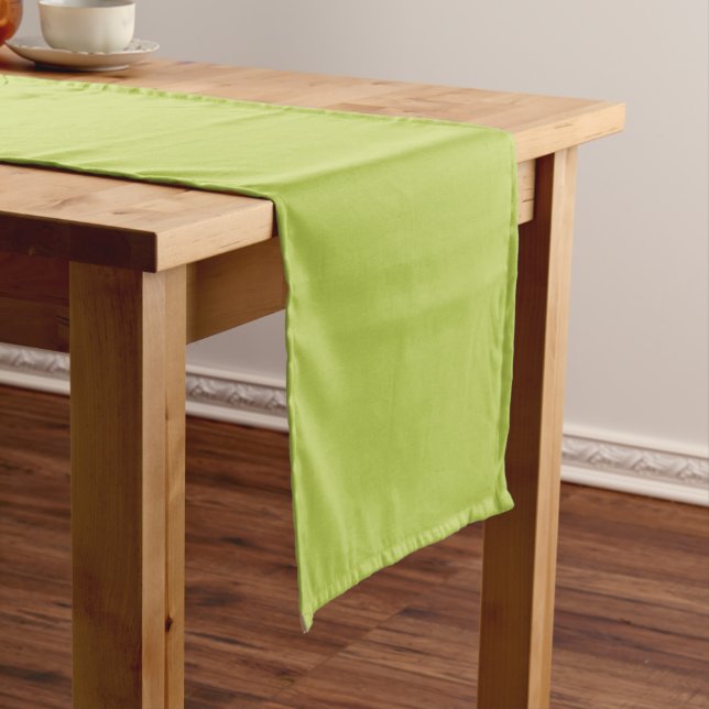 Caminho De Mesa Pequeno Trendy Soft Chartreuse Table Runner (No Local)