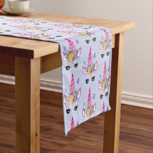 Caminho De Mesa Pequeno Trendy Unicorn com Coroa Floral e Borboletas
