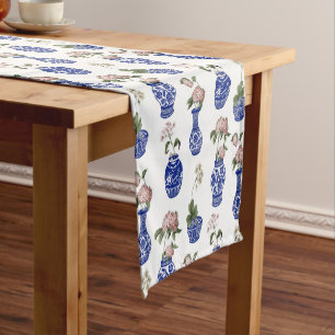 Caminho De Mesa Pequeno Vasos e flores azuis em estilo chinoiserie