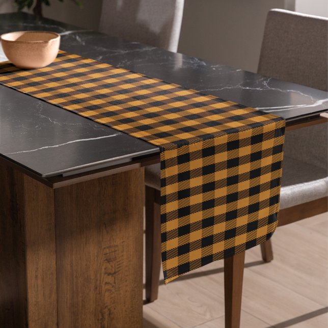 Caminho De Mesa Pequeno Verificação de Buffalo Laranja de outono Simples (Orange and black table runner.)