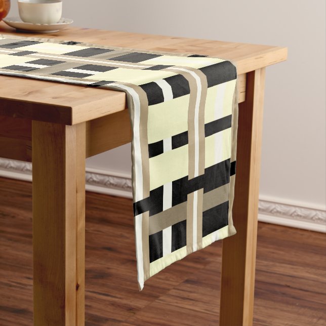 Caminho De Mesa Pequeno Xadrez em Taupe, Tan, Preto, Branco Moderno (No Local)