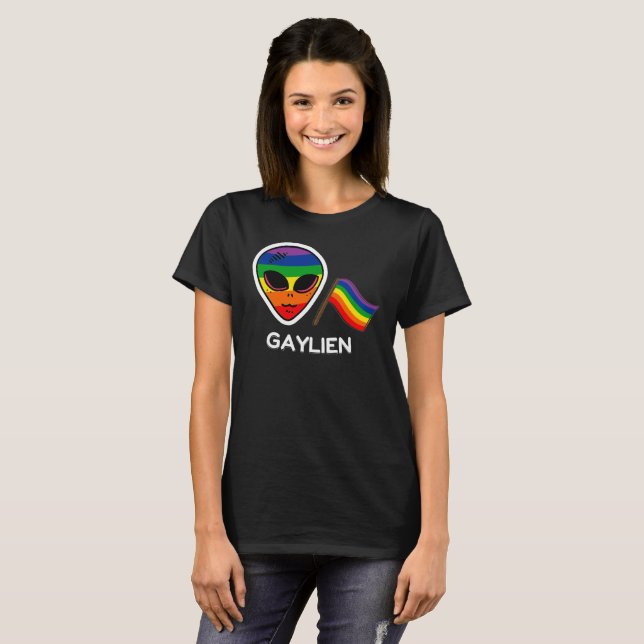 Camisa alegre da alienígena LGBT da bandeira do (Frente Completa)