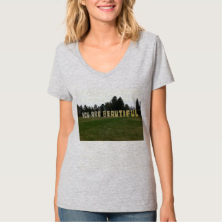 Camisa bonita de U R