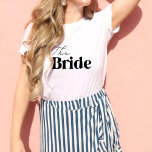 Camisa Branca Moderna da Festa de solteira Retroat<br><div class="desc">Uma camisa moderna minimalista clássica de festa de solteira retrô perfeita para a noiva. Combine com a camisa da despedida de solteiro do Groom para o evento perfeito.</div>