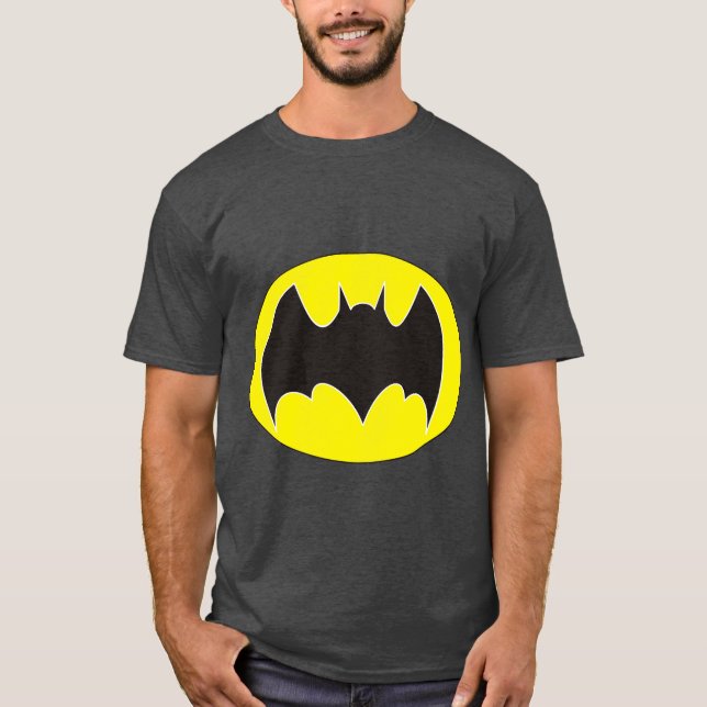 Camisa Clássica de Emblema do Batman - Composição  (Frente)