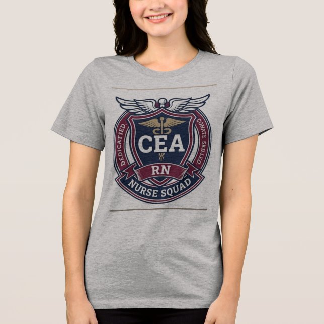 Camisa com Emblema de Crachá da Equipe de Enfermei (Frente)