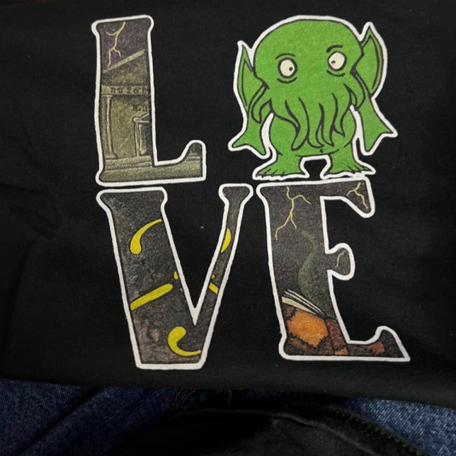 Camisa Cthulhu LOVE (Criador carregado)