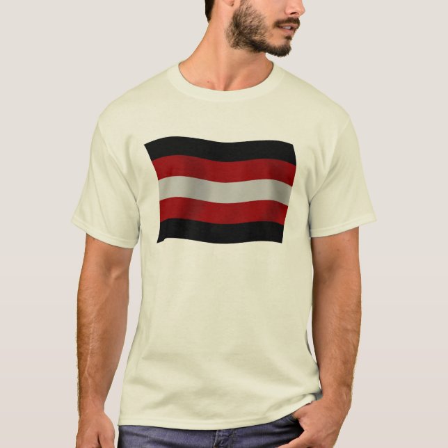 Camisa da Bandeira do Satanismo (Frente)