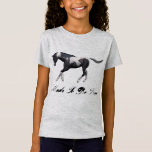 Camisa da liberdade da menina
