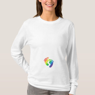 Camisa da maternidade das pegadas do bebê do