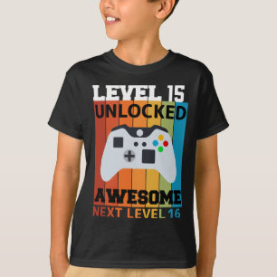 Camisa de aniversário T de nível 15 desbloqueada
