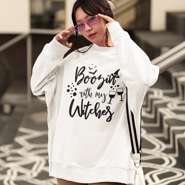 Camisa de bruxa | Boozin With My Witts T-Shirt (Criador carregado)