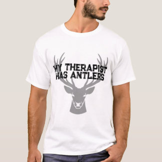 Camisa de Caça de Veados Meu Terapeuta Tem Chifres