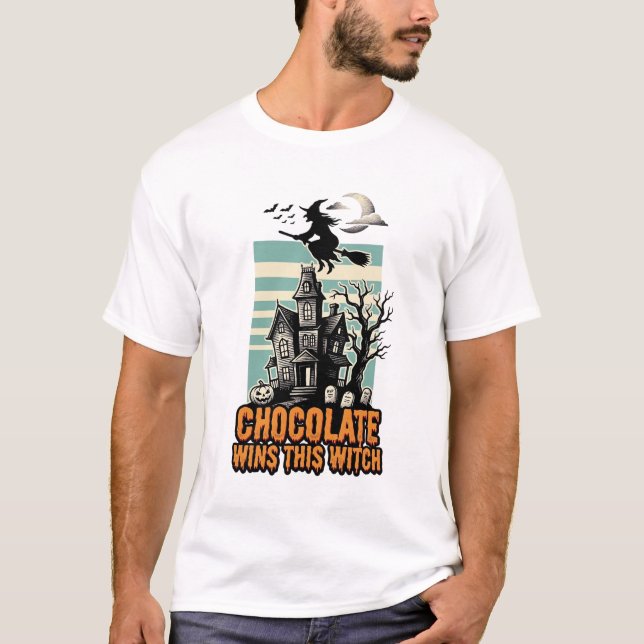 Camisa de Chocolate de Bruxa Doce Design de Tratam (Frente)