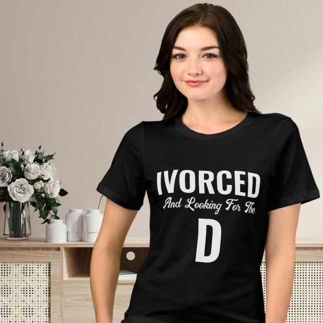 Camisa De Divórcio Engraçado - Presente Recém-Divo (Funny Divorce Shirt - Newly Divorced  Gift)