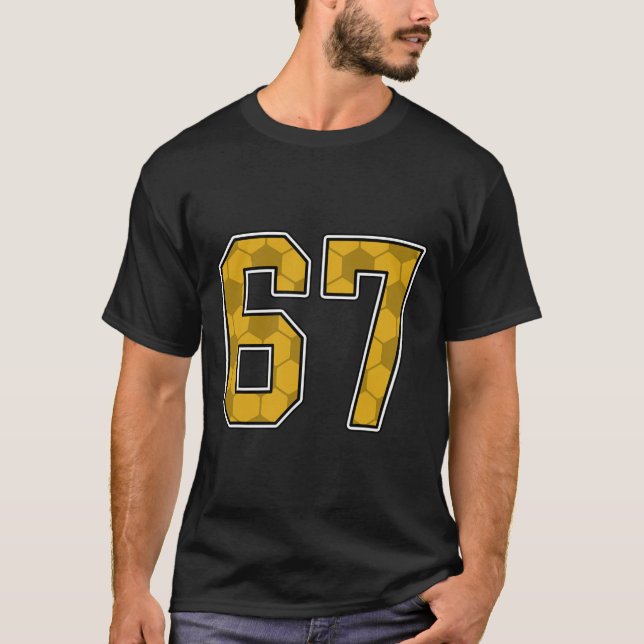 Camisa de Futebol Dourada Padrão Número 67 Uniform (Frente)