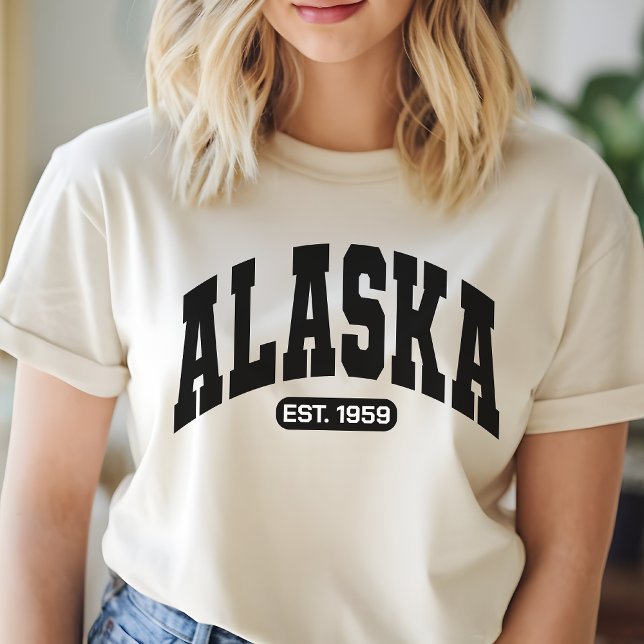 Camisa de Garota do Alasca, Camisa Estadual dos EU (patriotic gift, Alaska girl, college student gift, Alaska collegiate shirt, Alaska sports fan)