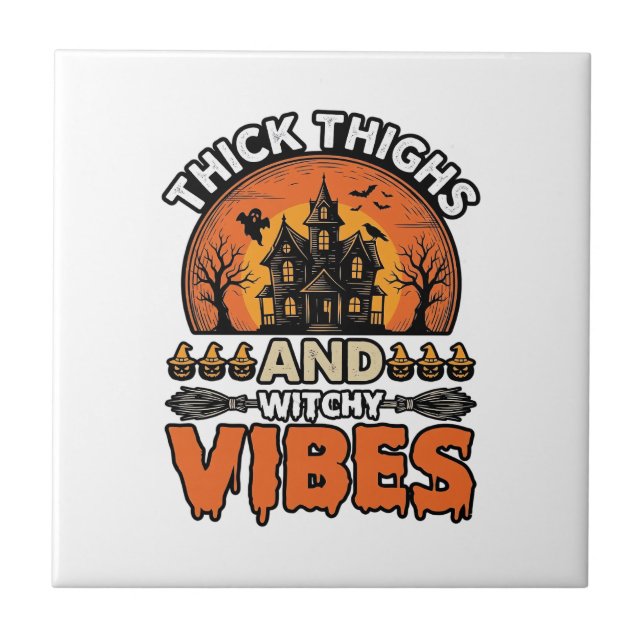 Camisa de Halloween Thick Thighs Witchy Vibes Desi (Frente)