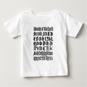 Camisa de letras gótica