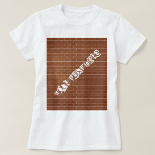 Camisa de parede de tijolos com texto personalizad