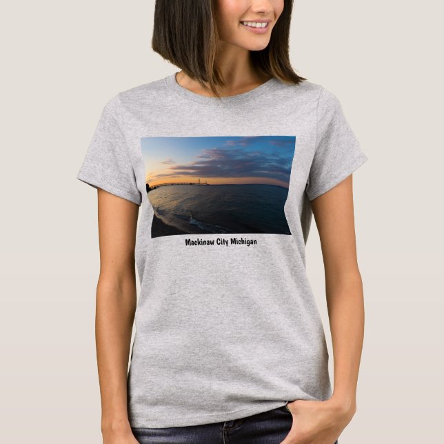 Camisa de Suco de Mackinaw City (Frente)