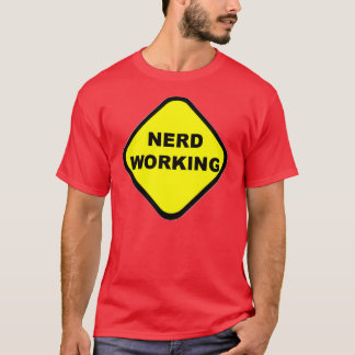 Camisa de trabalho do nerd