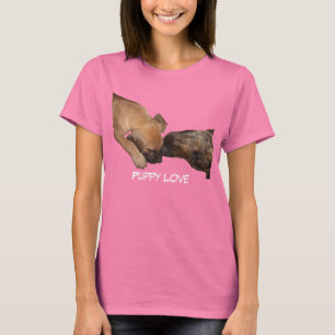 Camisa do amor de filhote de cachorro